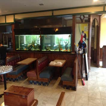 C & Z Construction Project Complete rebuild of a 10,000 sf restaurant