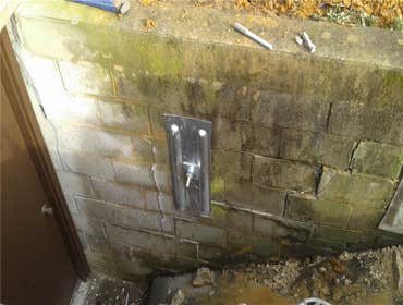 Wall Anchor
