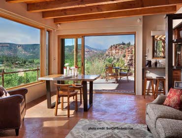 Sun Cliff B and B