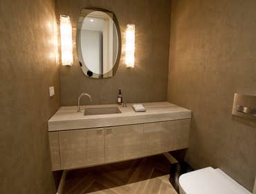 Powder room