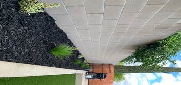 Uribes Landscaping
