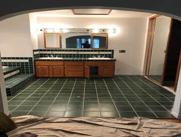 Carson Bathroom Renovation Another Veteran Homeowner that needs help getting in the tub every night so they can take a shower.. BUT NO MORE!
A.S Build
