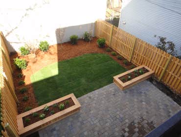 Park Ave. Hoboken NJ A completed landscape project for a multi unit dwelling on Park Ave. in Hoboken