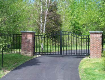 Aluminum Gate