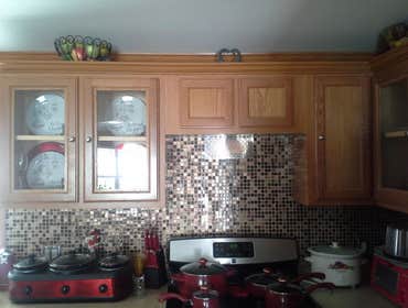 Kitchen tile