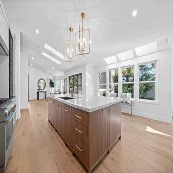 Flooring Buyer