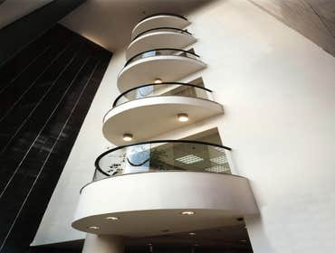 Aviv 2000 183,000 sqft Mixed-Use
Ground floor retail & lobby 43,000 sqft
Four floors high-tech commercial space 86,000 sqft
One underground park