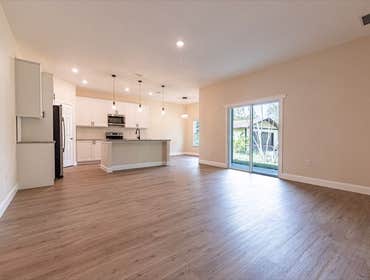 New Build 1745 Sqft
2 Car Garage
3Beds
2.5Baths