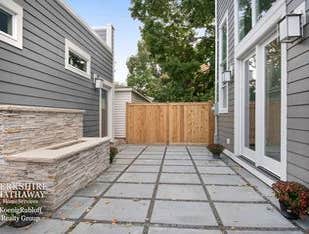 3635 Seeley New Construction - 3635 N Seeley
Located on a quiet one-way, tree lined street in Roscoe Village. This new construction 5 bedroom, 4.5 ba