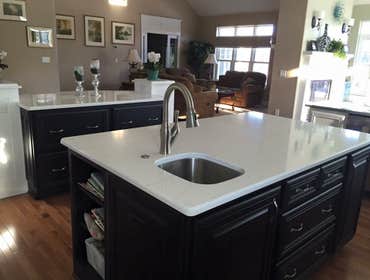 Granite, Marble and Quartz installes in Milwaukee Wisconsin