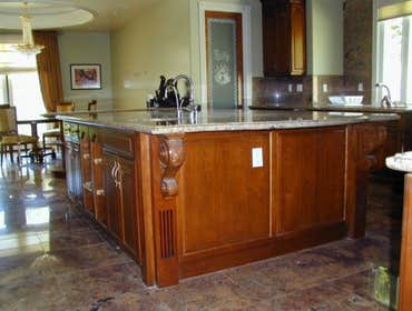 remodeling This is a beautiful, outdoor kitchen we built for a client in Irvine, California. We collaborated with the client on the design. The compone