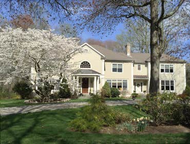 Home In Darien, CT