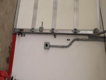 50 amp receptacle for charging
