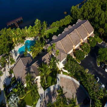 Distinctive Roofing