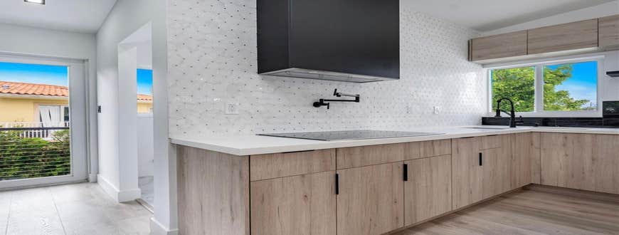 Beautiful home renovation - custom home with new kitchen & new bathrooms