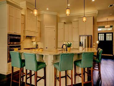 KItchen Cabinets Custom Cabinetry