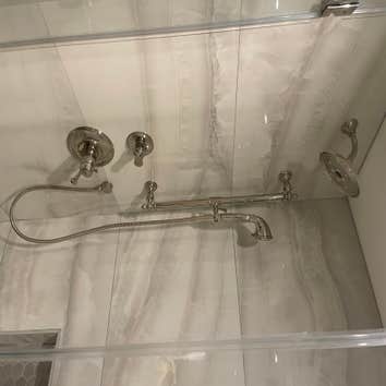Braxton shower valve w/ diverter and wand shower