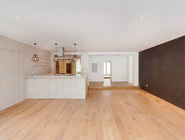 EUROPEAN OAK INSTALLATION