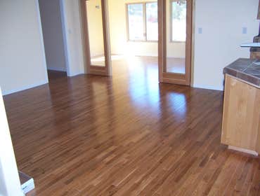 Hardwood Install 3/4" Solid Oak Plank. Full house install.