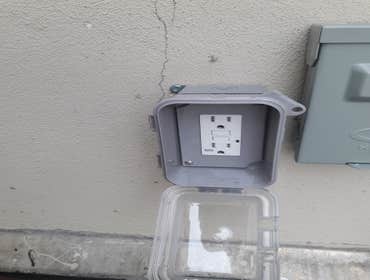 MEO Electric Corp When you need an electrician that is experienced with decades of "getting the job done right the first time", you need Meo Electric. 