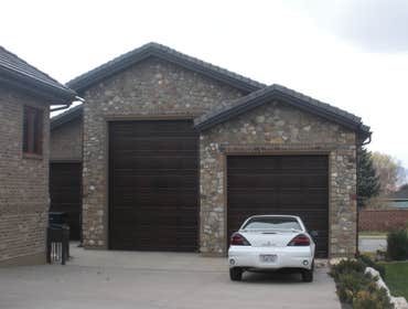 detatched garage