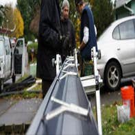 Chutes Seamless Gutters