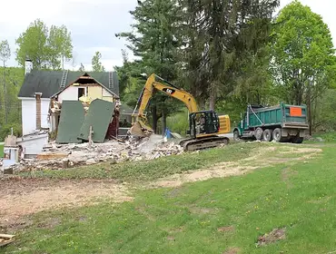 CAMP TIGHE