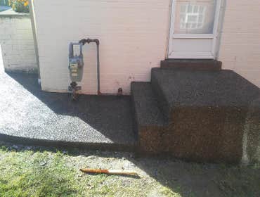 Stoop and steps - exposed aggregate