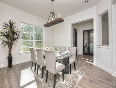 105 Graystone Lane