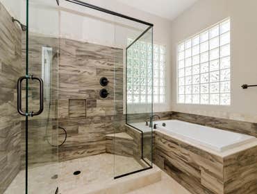 Beautiful Master Bath
