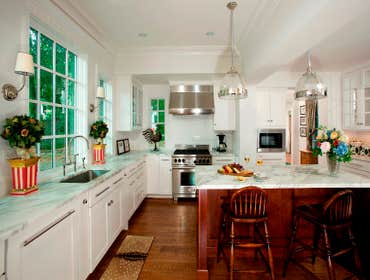 Landis Construction Corporation: Kitchen Projects Traditional, transitional, and modern kitchens.