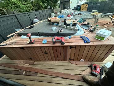 Photos by Peters Deck Builder #1 Premium IPE Deck Construction – Completed in 30 Days
This project featured the construction of a custom-built deck us