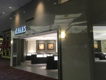 Preview project Preview project for the new Zales at Valley West Mall, West Des Moines, IA.