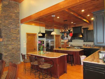 lake house kitchen