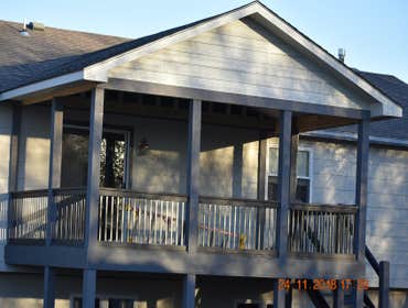 Preston Screened Composite Deck