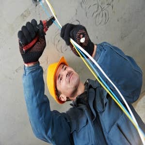 electricians in Valencia