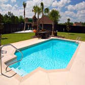 Inground vinyl liner pool These are just a couple of the inground vinyl pools that Paragon Pools has built in the North Central Florida area.
We woul