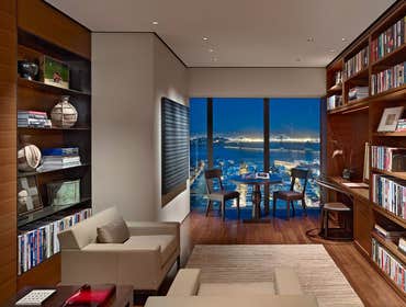 Hi-Rise San Francisco Apartment