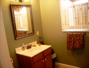 misc pics finished basement kitchen bath