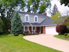 Exteriors Projects by U.S. Exterior by Seidel Roofing, Siding, Gutters, Downspouts, Fascia, Soffit, Windows