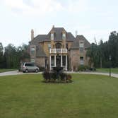 Project photos from Pearl Custom Builders Inc Pearl Custom Builders works as a general contractor and is a Louisiana cabinet maker, staircase builder a