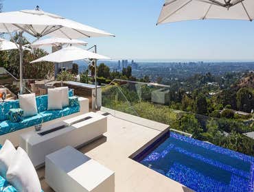 New accessory building at Hollywood Hills