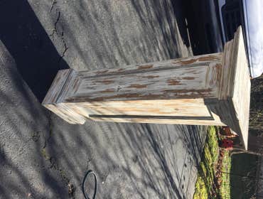 Painted column