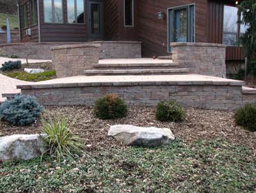 Multi-level patio
