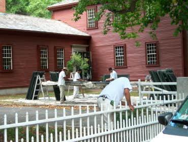 Painted one of the oldest houses in Kingston, MA. This project shows the extensive work that was done to this house from beginning to completion