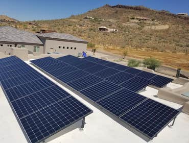 Court R. SunPower 360W 11.8 kW