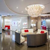 Intelligent Beauty OWNER: CONTINENTAL DEVELOPMENT
ARCHITECT: MOSHIRI ASSOCIATES
This project incorporated the demolition of conventional office space