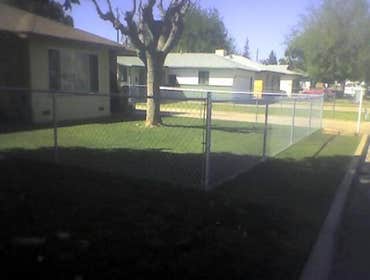 4' chain-link fencing