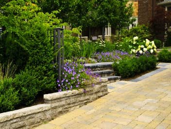 Pittsburgh Hardscapes Our company Pittsburgh Hardscapes has a reputation for excellent service. The combination of our knowledge, professional equipmen