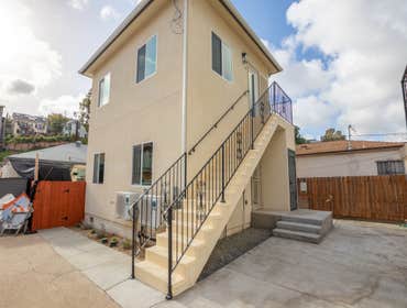 Duplex - Exterior